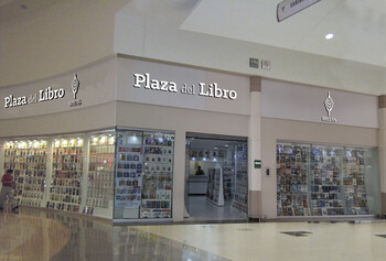 Plaza del Libro Mérida, renueva su imagen al público.
